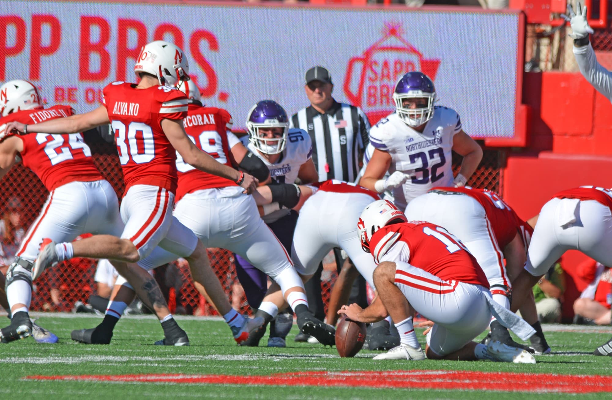 Alvano, Hohl, Cunanan: Ekeler creates a three-man competition